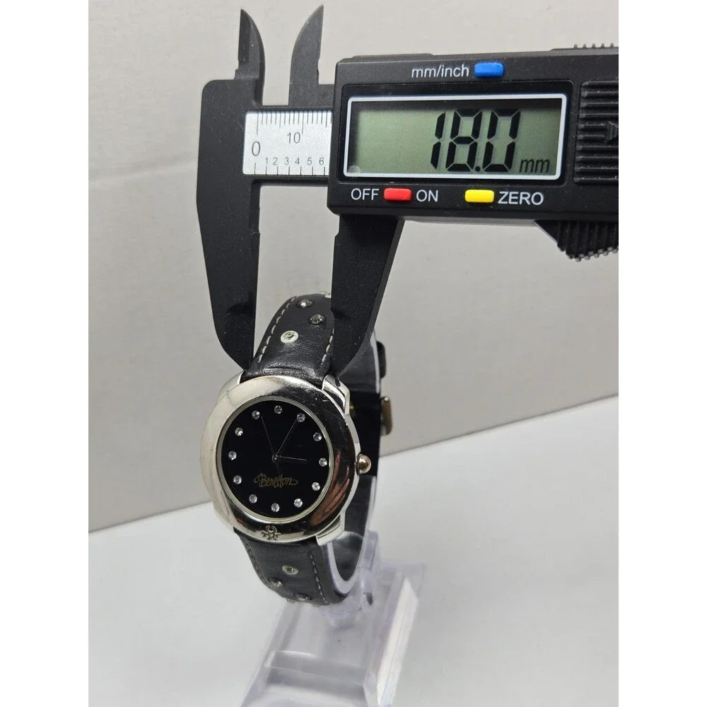 Vintage United Colors Benetton Womens Quartz Watch Black Gemmed Dial New Battery